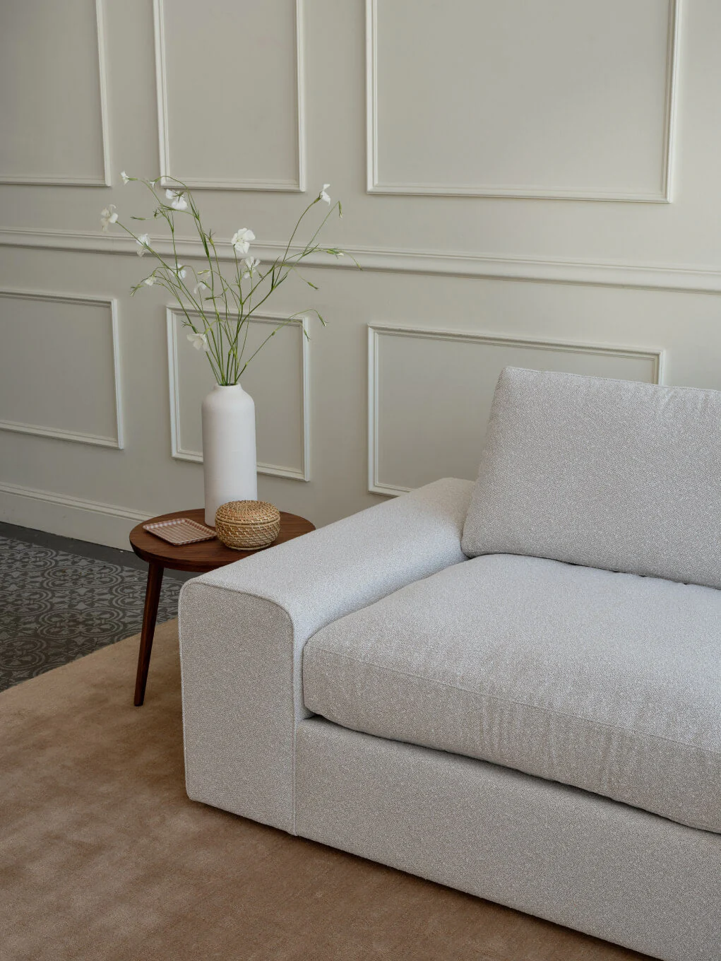 Blumen Corner Sectional in Natural Latex - Image 6