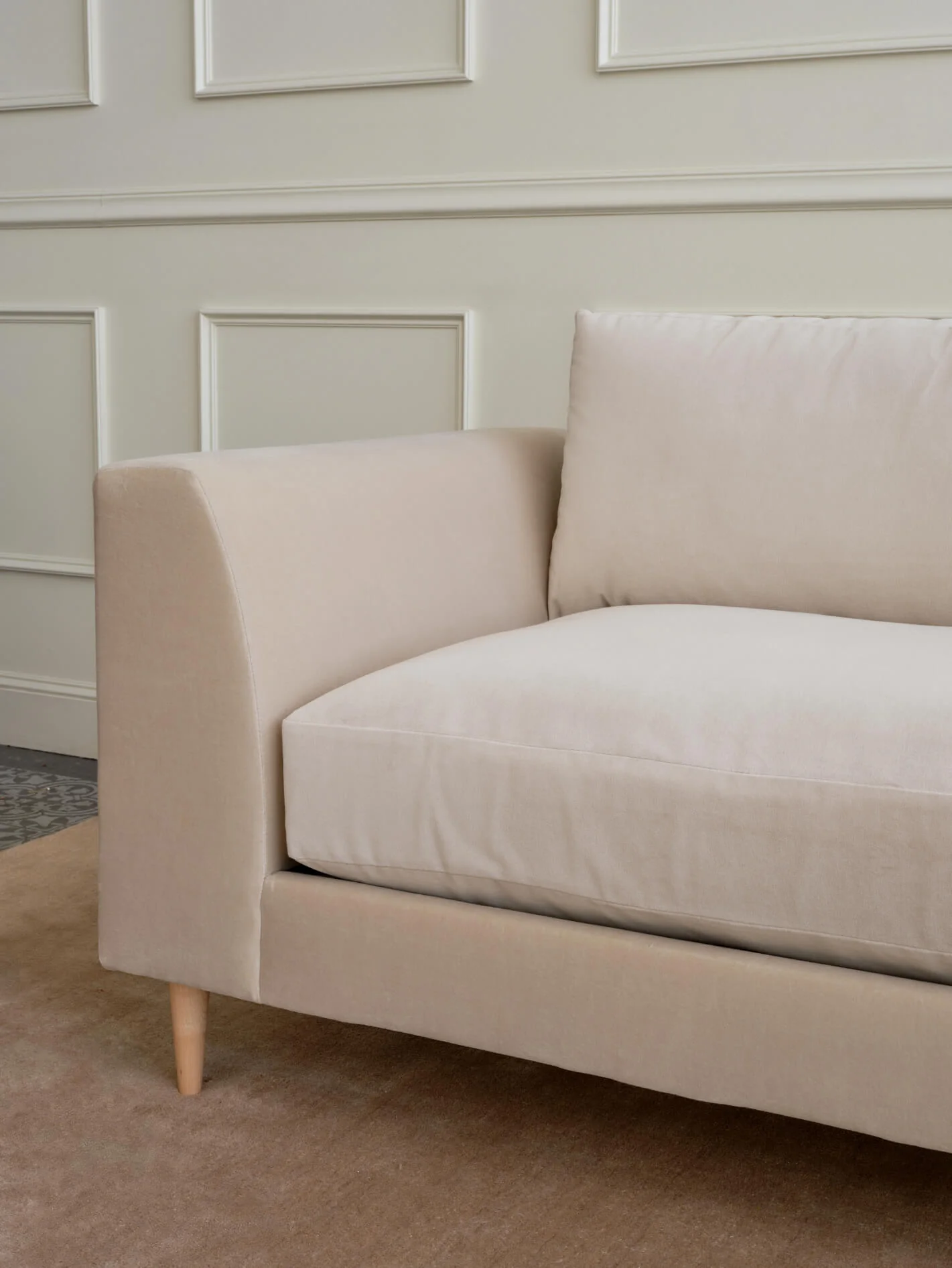 Dekayess Corner Sectional in Natural Latex - Image 5